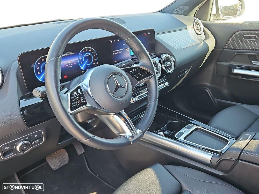 Mercedes-Benz EQA 250+ Progressive - 11
