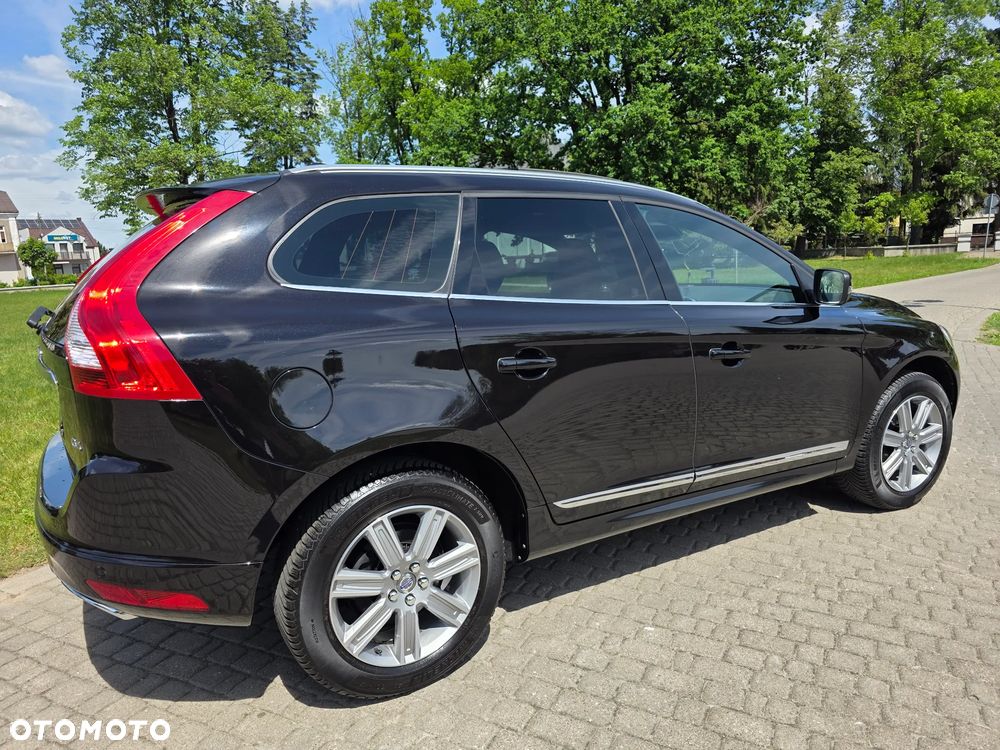 Volvo XC 60 D4 Geartronic Summum - 16