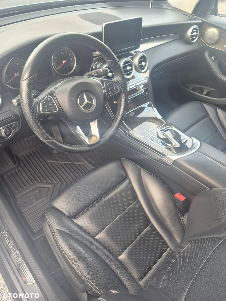 Mercedes-Benz GLC - 11