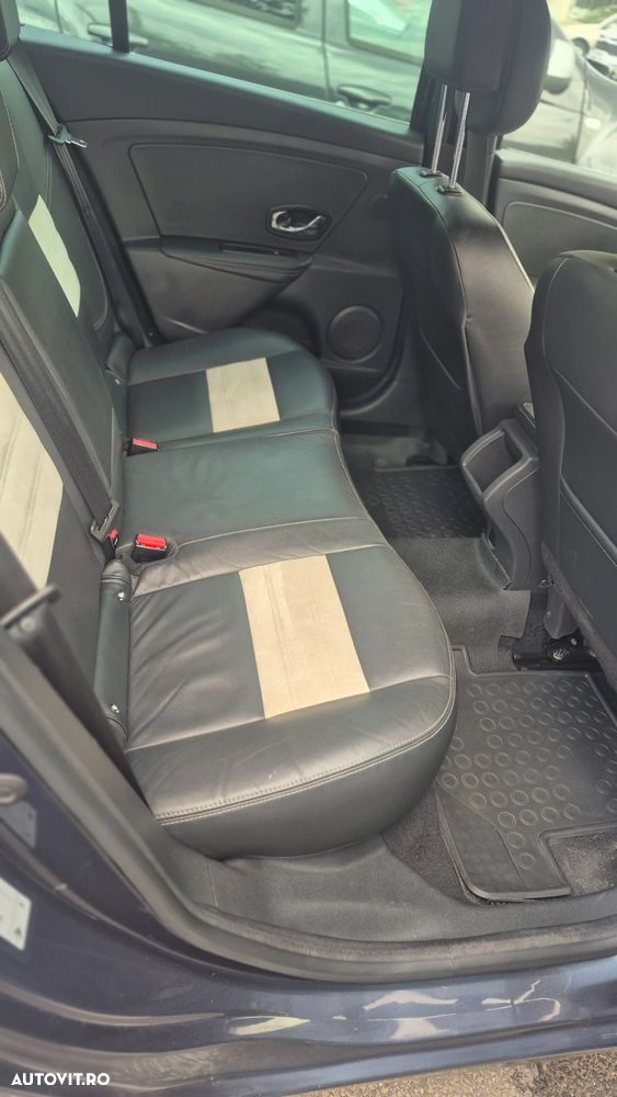 Renault Megane 1.6 dCI Intens - 12