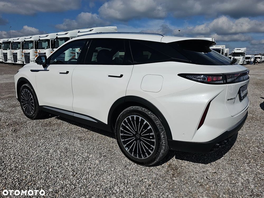 Omoda 9 1.5 Super Hybrid Exclusive AWD - 7