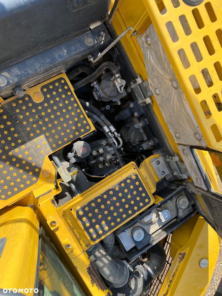 Komatsu PC138US-11 - 8