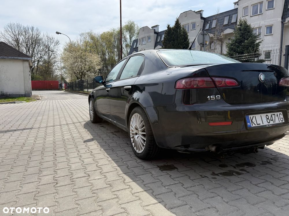 Alfa Romeo 159 1.9 JTDM 8V DPF Distinctive - 9