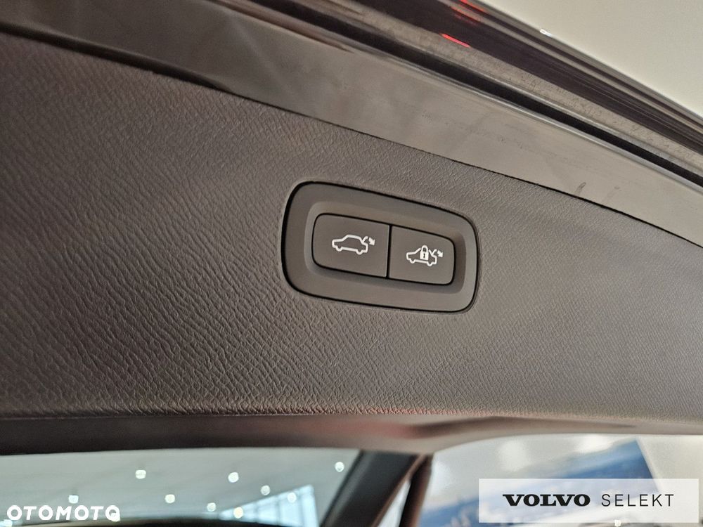 Volvo XC 90 - 34