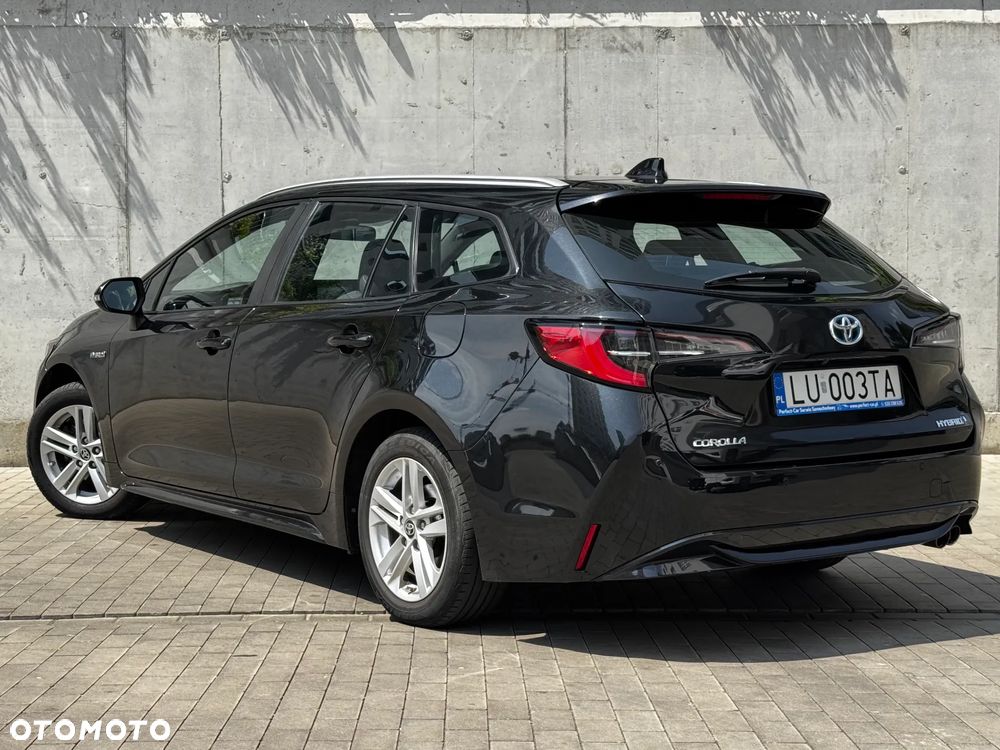 Toyota Corolla 2.0 Hybrid Comfort - 4