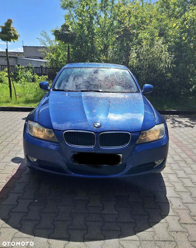 BMW Seria 3 318i Edition Exclusive - 1