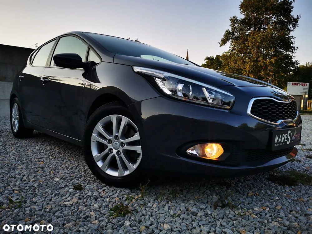 Kia Ceed - 28