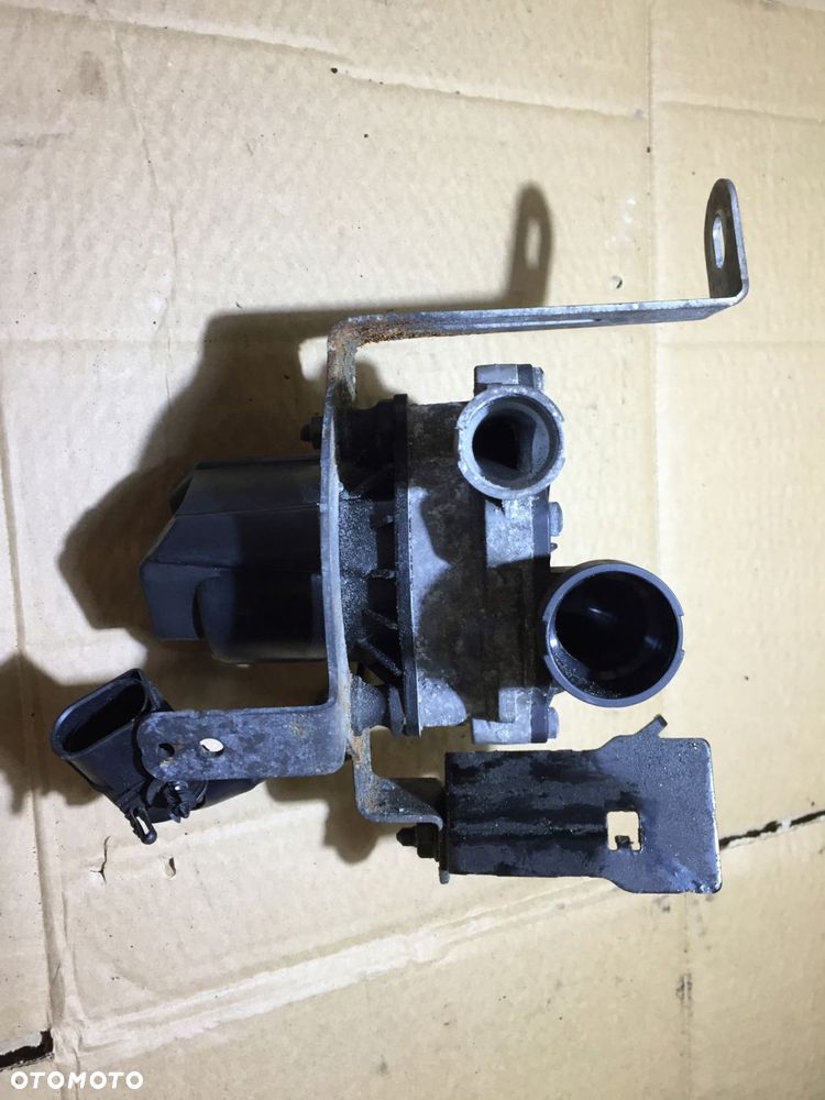 audi a3 8v 2.0 tfsi pompa powietrza wtórnego 04e959231a - 4