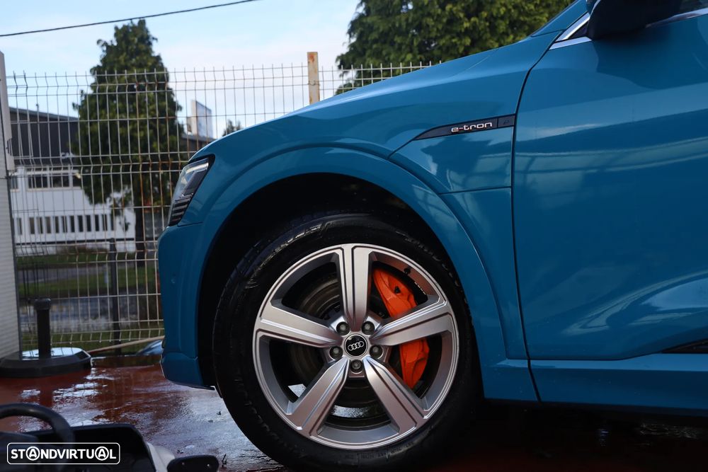 Audi e-tron 55 quattro S line - 30