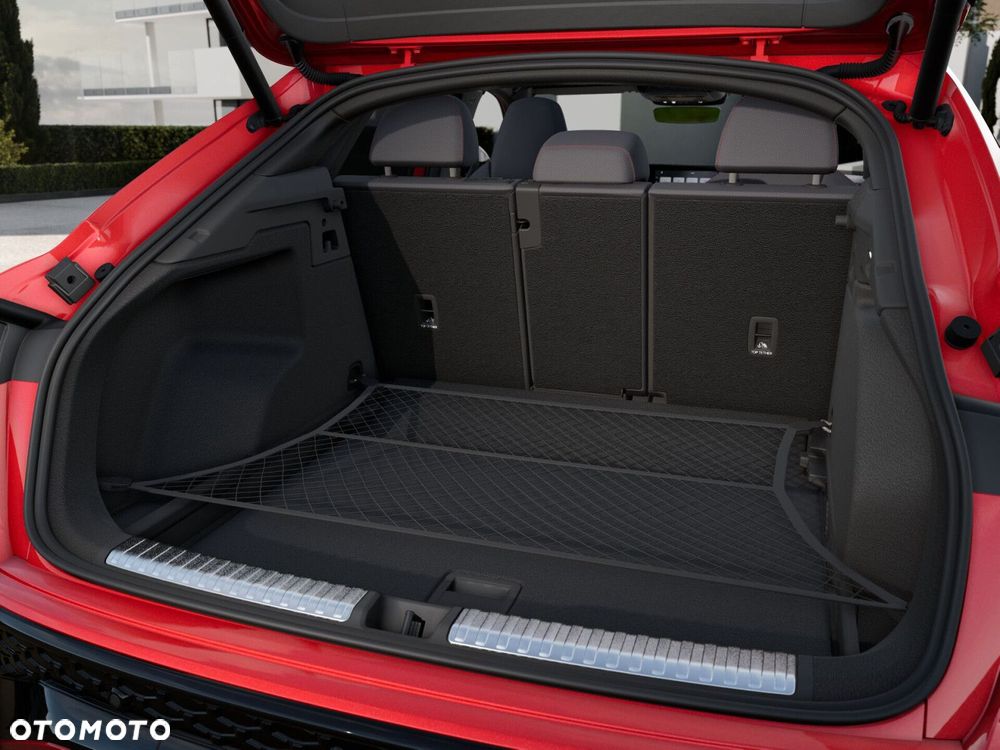 Audi Q3 Sportback - 11