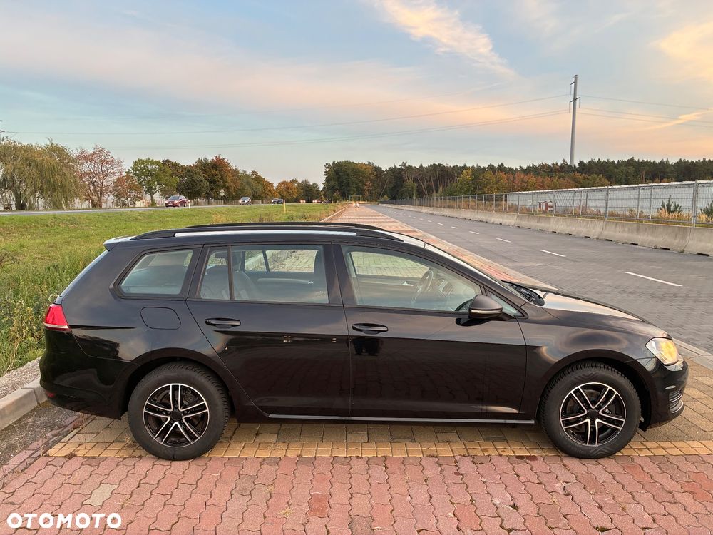 Volkswagen Golf Variant 1.2 TSI BlueMot Comfortline - 4