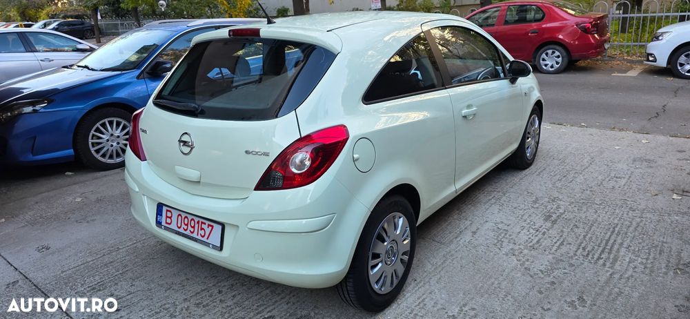 Opel Corsa 1.2 Essentia - 4