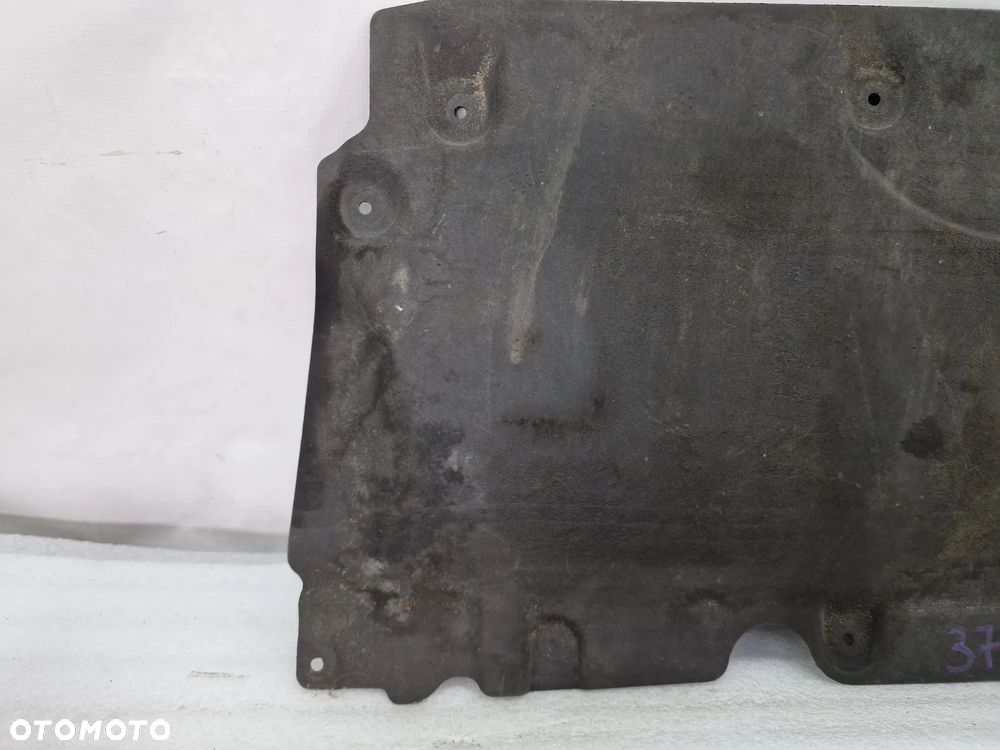 BMW G20 / G21 / G22 / G26 / G28 19- PŁYTA / OSŁONA POD SILNIK , NR 51757447194 / 7447194 , NR AUKCJI NSŁ379 - 3