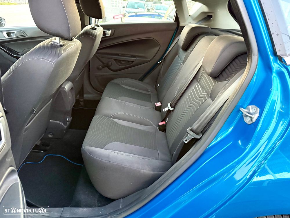 Ford Fiesta 1.0 EcoBoost Titanium - 6