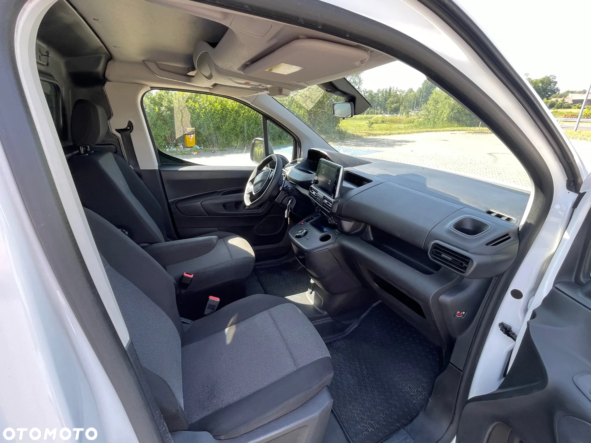 Peugeot Partner - 11