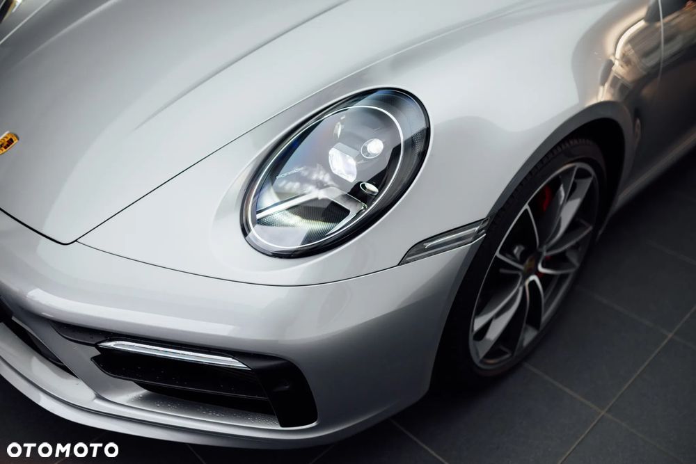 Porsche 911 2021