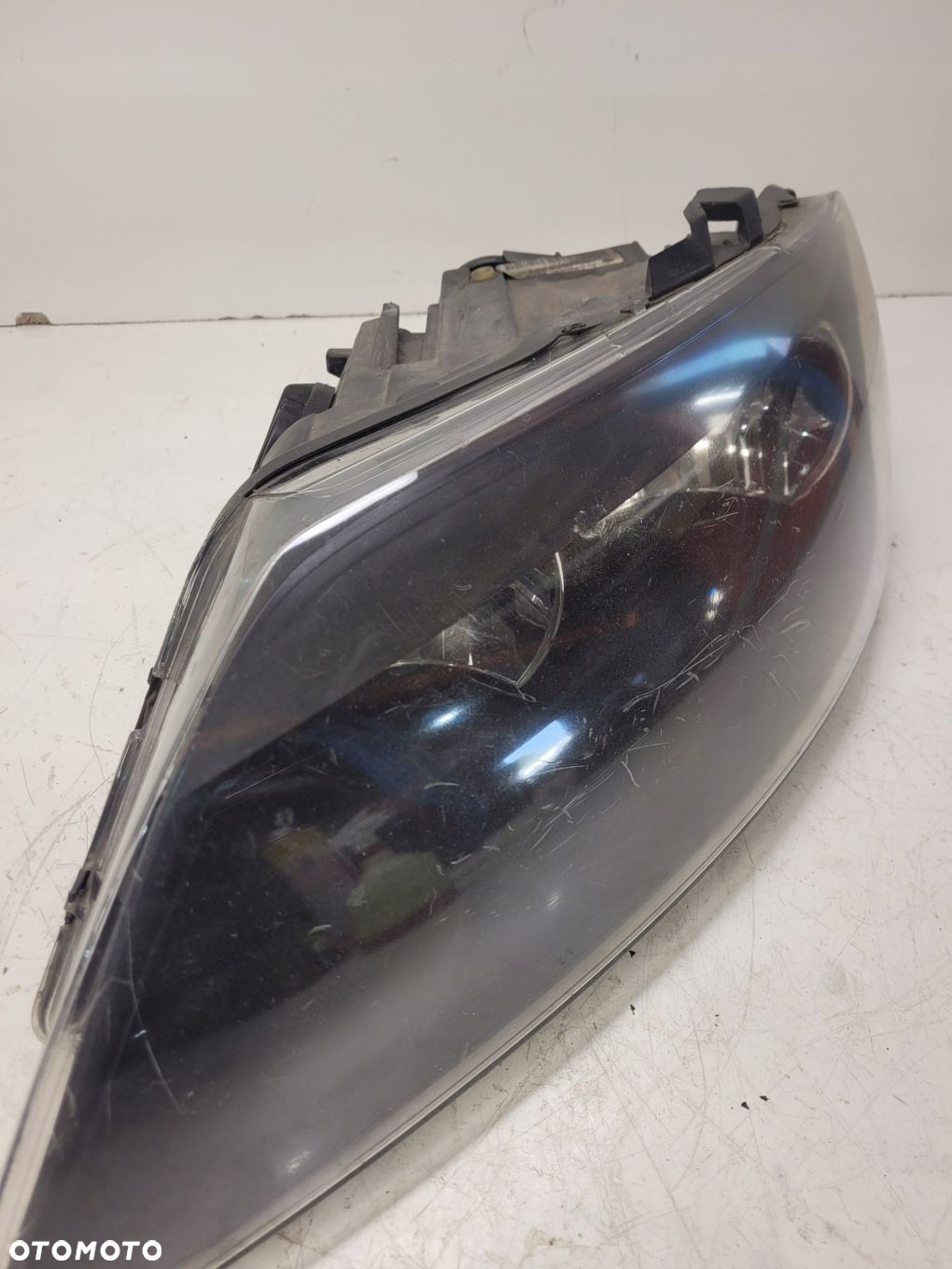REFLEKTOR LEWY ZWYKŁY AUDI Q7 4L 4L0941003K UK - 4