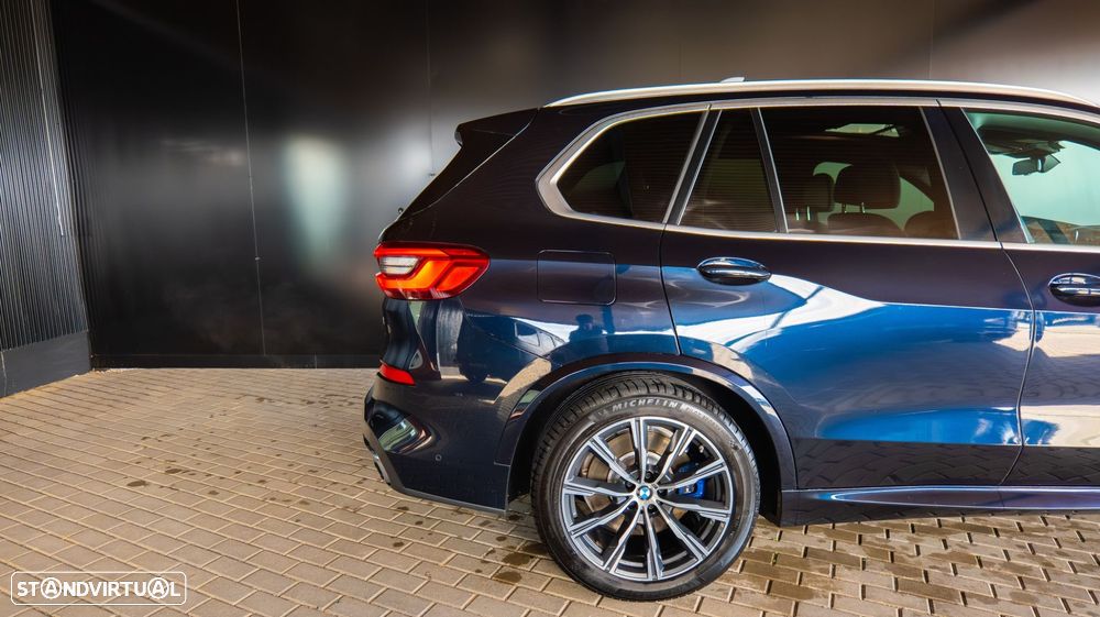BMW X5 45 e xDrive Pack M - 4