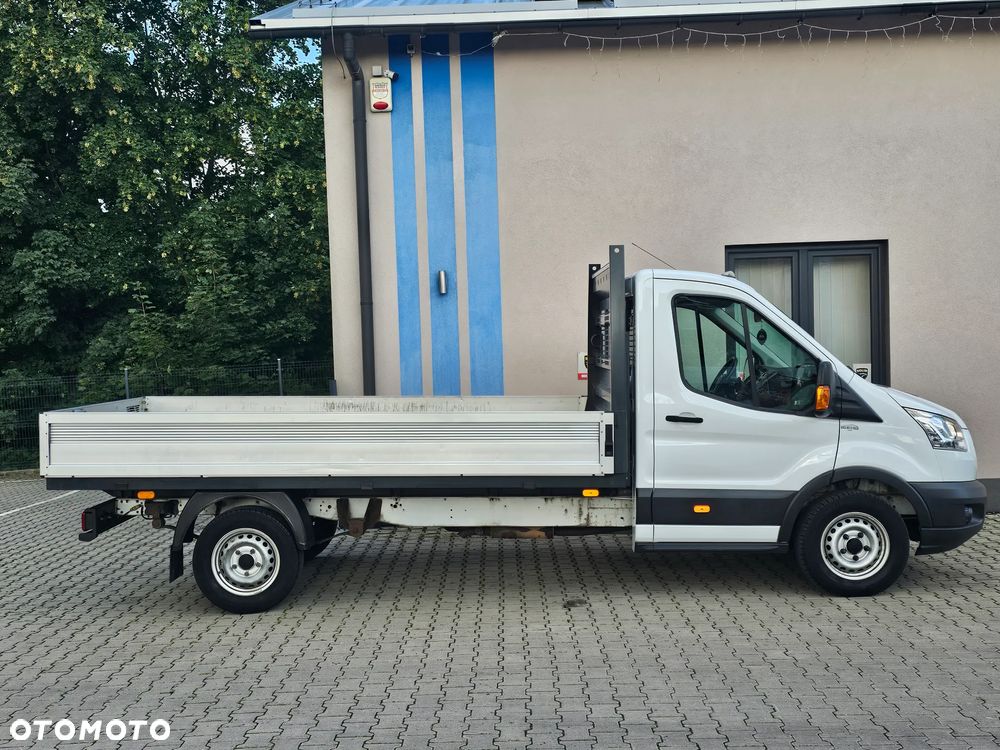 Ford Transit - 15