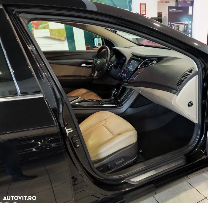 Hyundai i40 1.7 CRDI CW 7DCT Supreme+ - 2