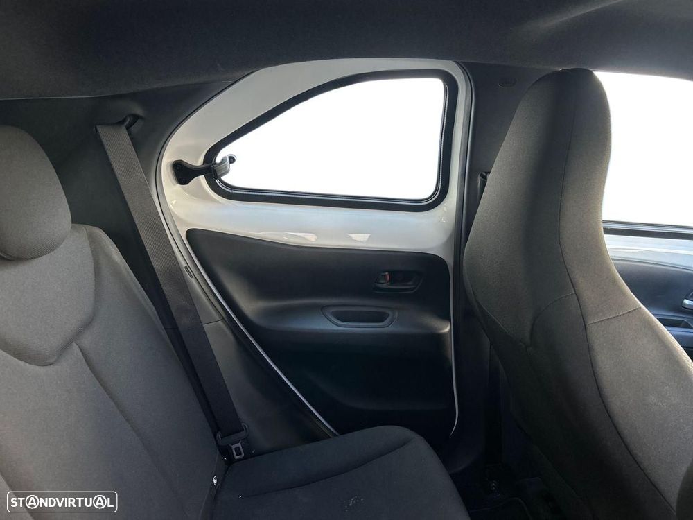 Toyota Aygo X 1.0 Play - 11