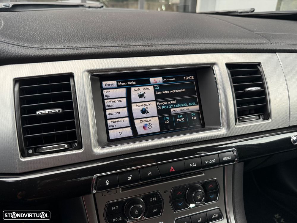 Jaguar XF 2.2 - 20