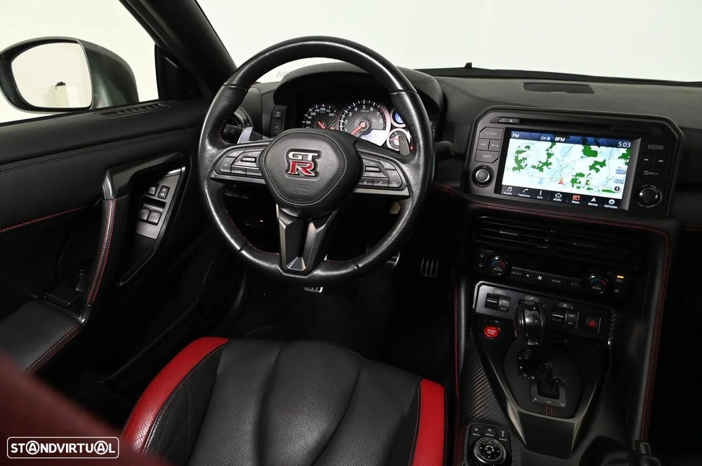 Nissan GT-R 3.8 V6 - 20