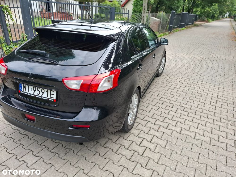 Mitsubishi Lancer 1.8 CVT Intense - 1