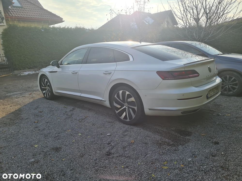 Volkswagen Arteon 2.0 TSI 4Motion R-Line DSG - 2