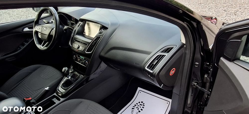 Ford Focus 2.0 TDCi Titanium ASS - 21