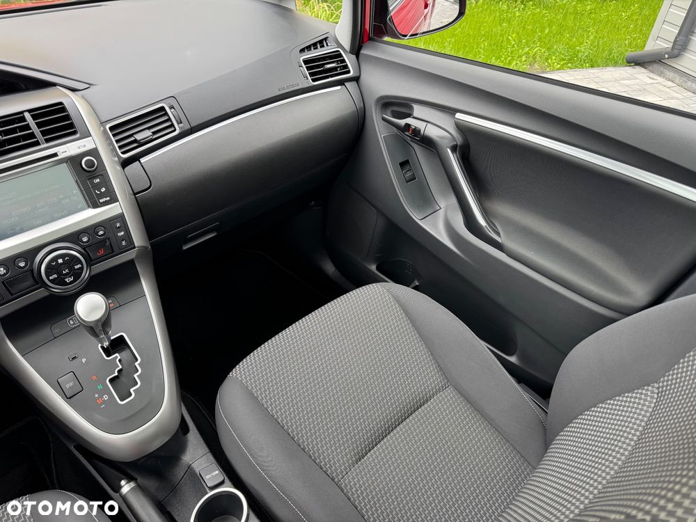 Toyota Verso 1.8 Premium MS 7os EU6 - 23