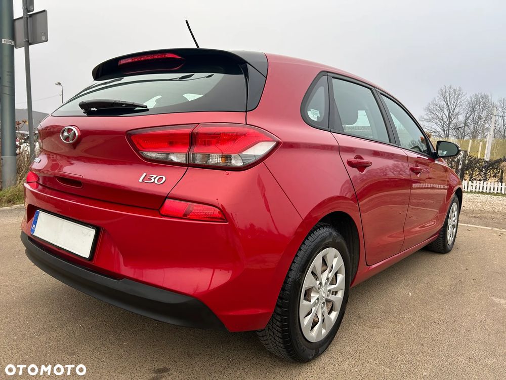 Hyundai i30 1.4 Classic + - 11