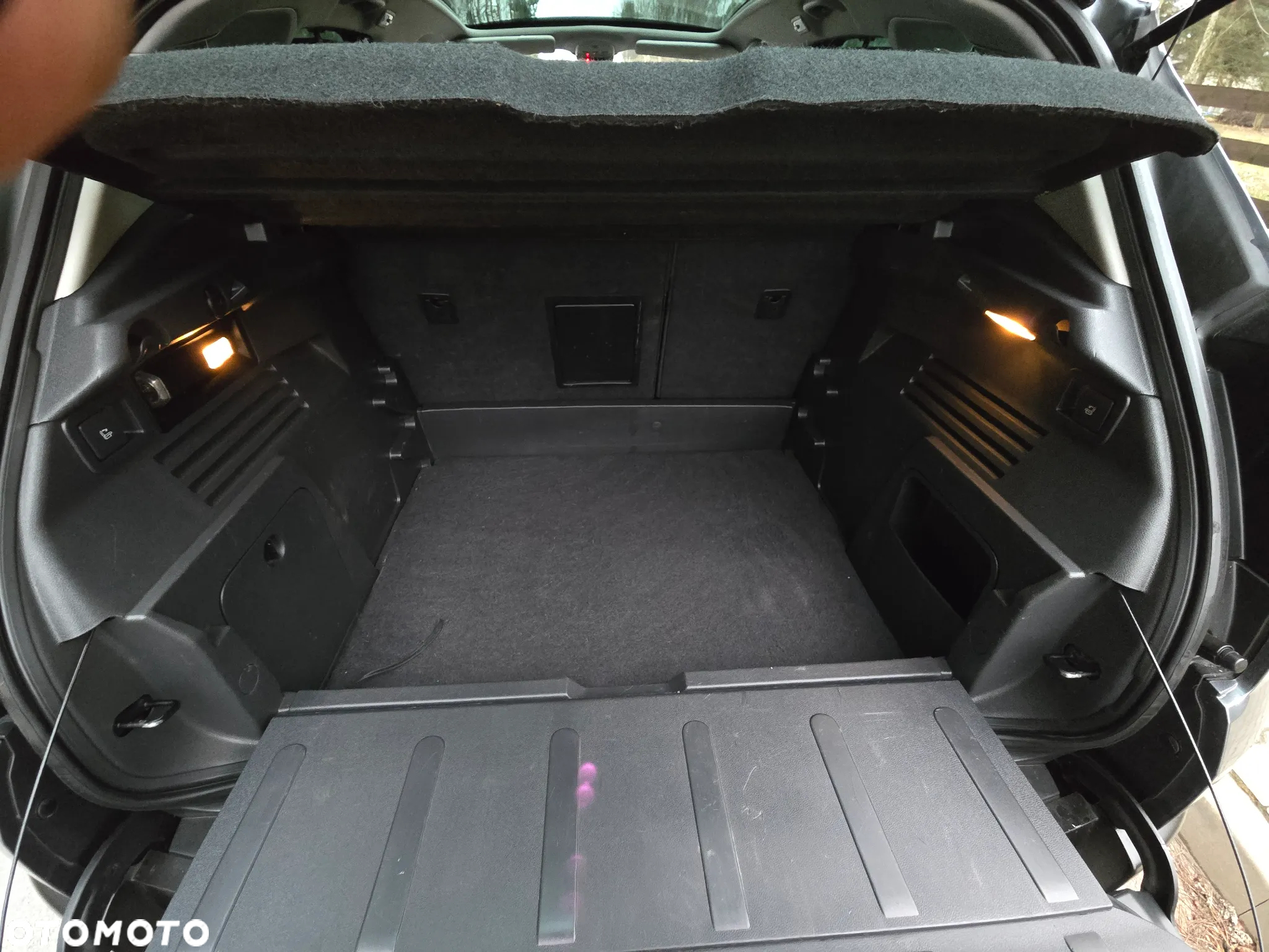 Peugeot 3008 1.6 HDi Premium - 24