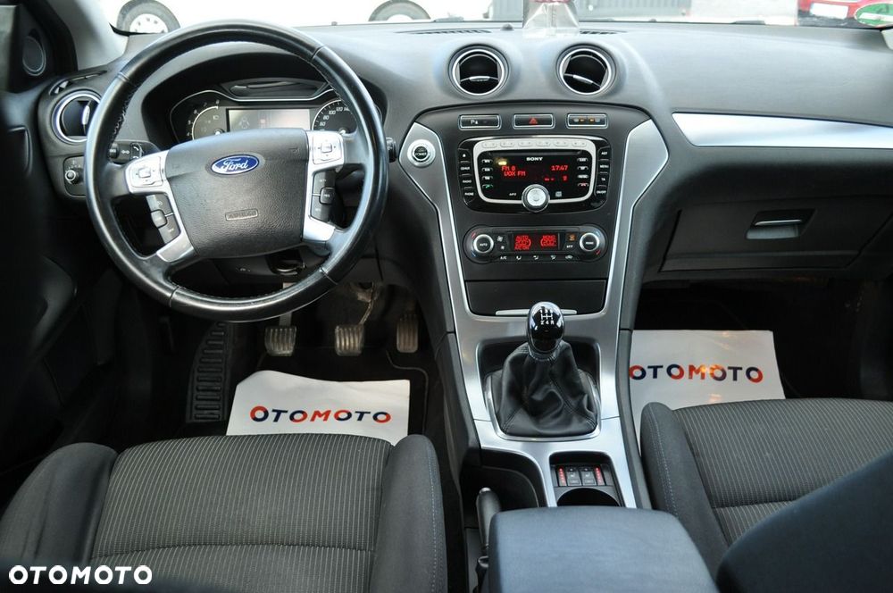 Ford Mondeo 2.0 Titanium - 21