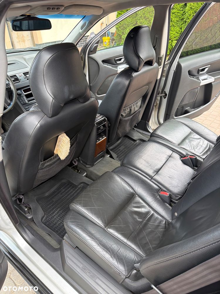 Volvo XC 90 2.4 D5 - 17