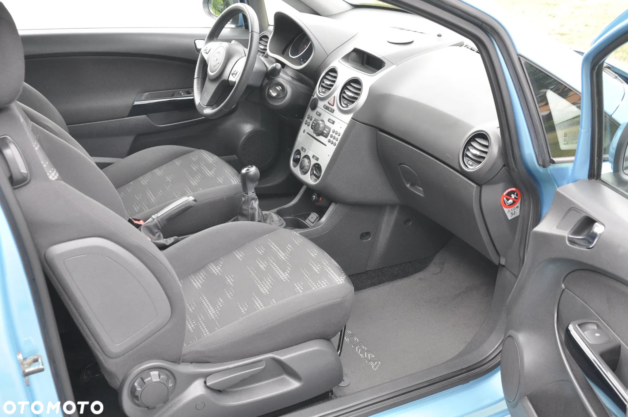 Opel Corsa 1.4 16V Satellite - 38