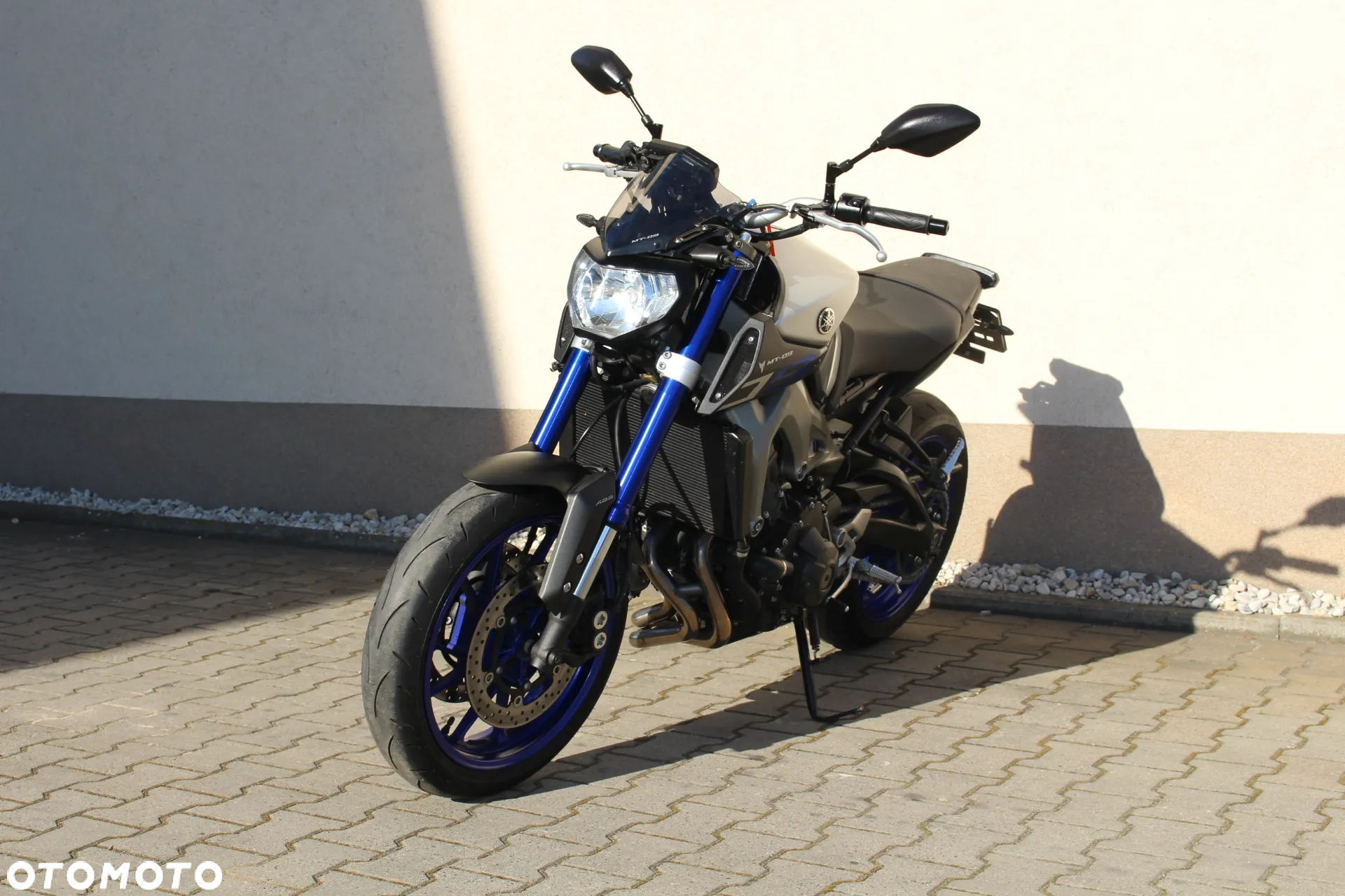 Yamaha MT - 8