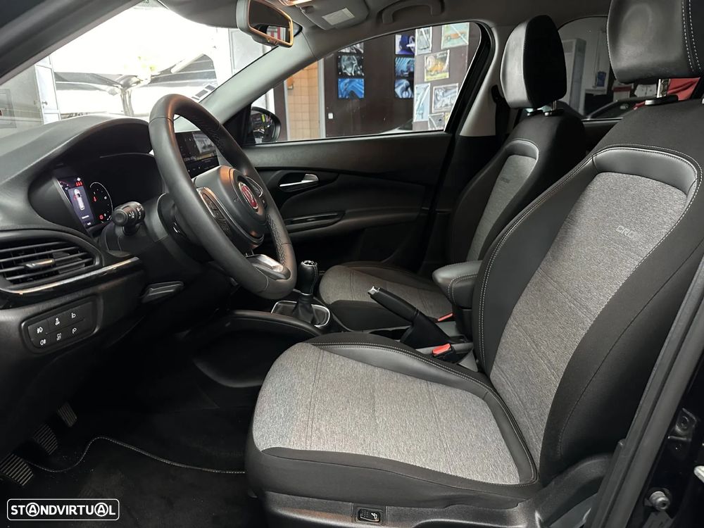 Fiat Tipo Cross 1.3 Multijet - 16