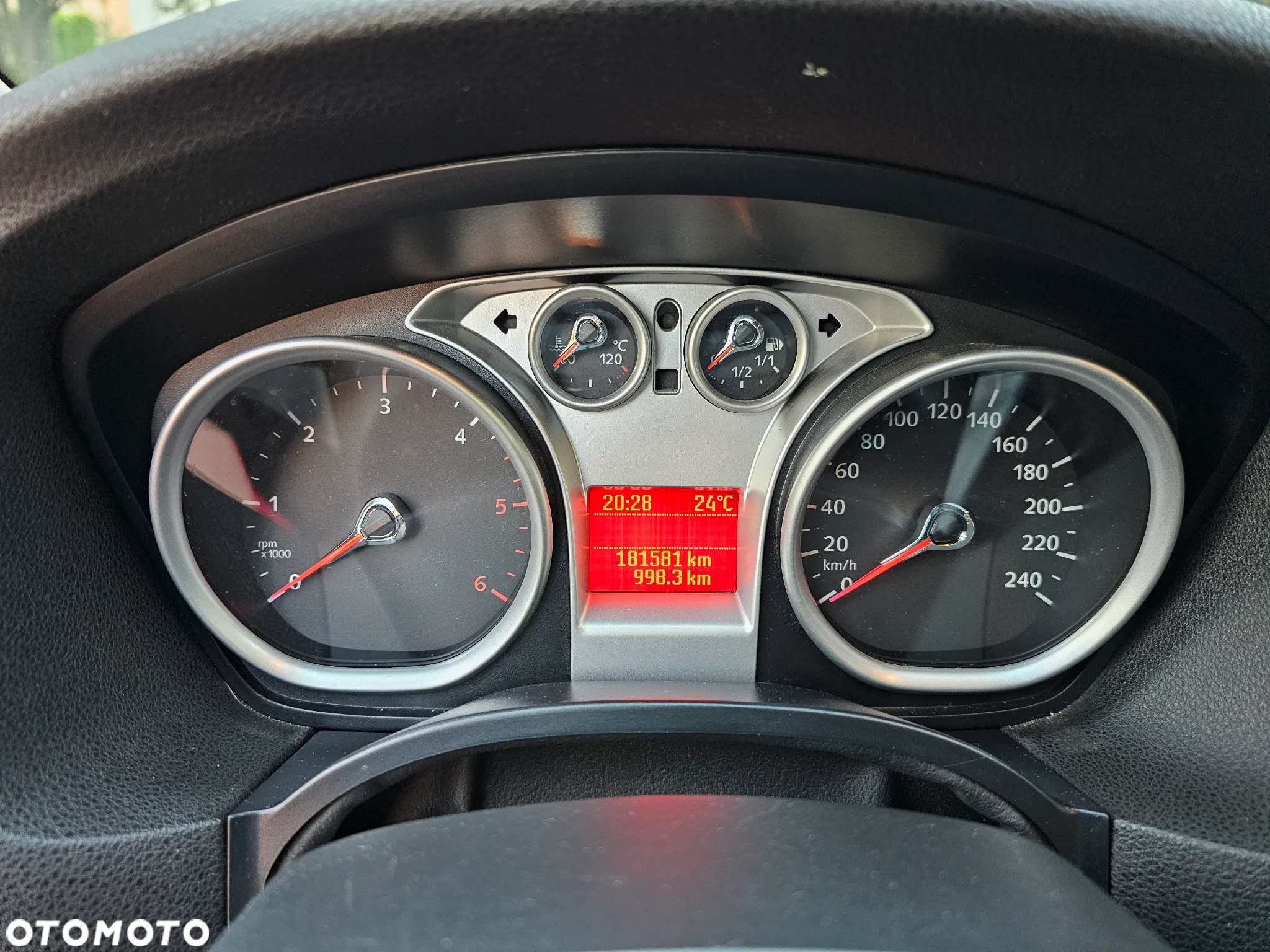 Ford Focus 1.8 TDCi Ghia - 28