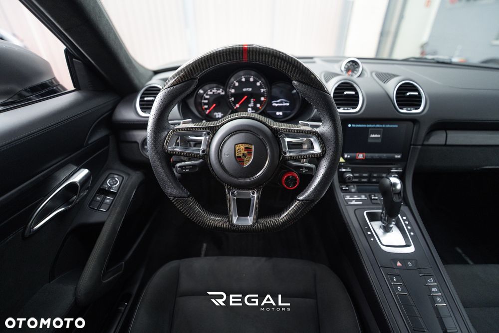Porsche 718 Cayman - 13
