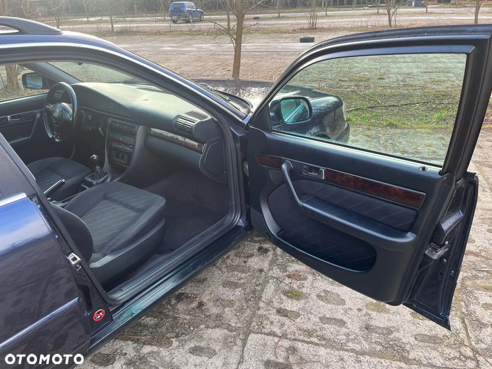 Audi A6 Avant - 17