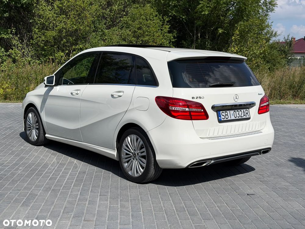 Mercedes-Benz Klasa B 250 4-Matic Style - 9