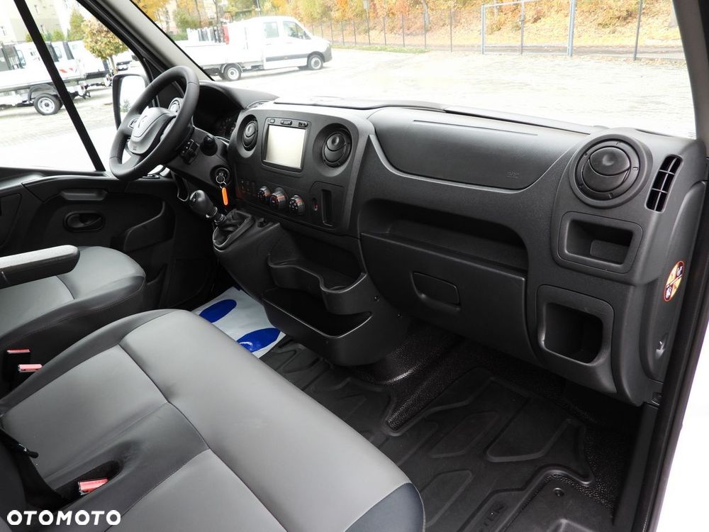 Renault MASTER SKRZYNIA TEMPOMAT NAWIGACJA BLIŹNIACZE KOŁA KLIMATYZACJA  130KM - 37