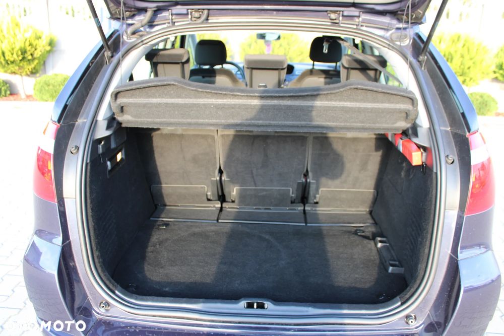 Citroën C4 Picasso 2.0 16V 7-Sitzer EGS6 Style - 34