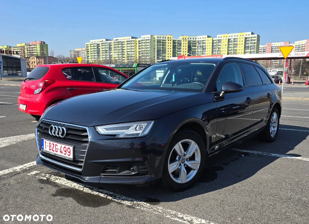 Audi A4 ver-2-0-tfsi-ultra-design-s-tronic - 4