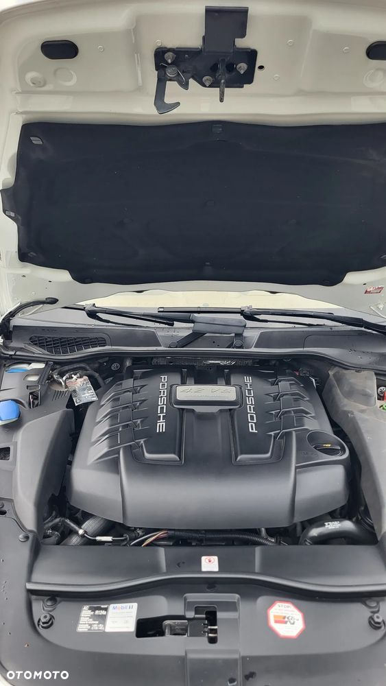 Porsche Cayenne S Diesel - 14