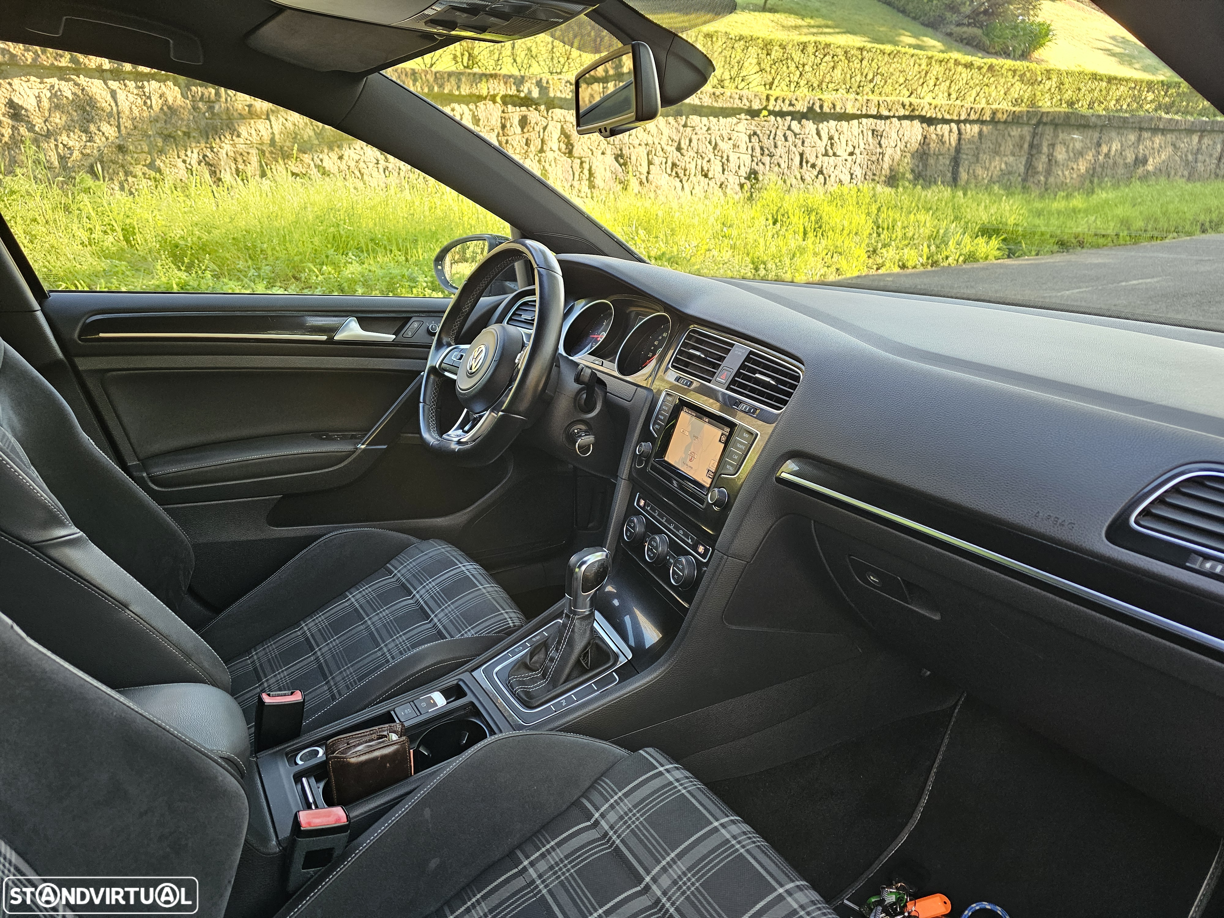 VW Golf 2.0 TDI GTD DSG - 11