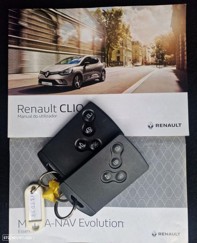 Renault Clio Sport Tourer 1.5 dCi Limited - 22