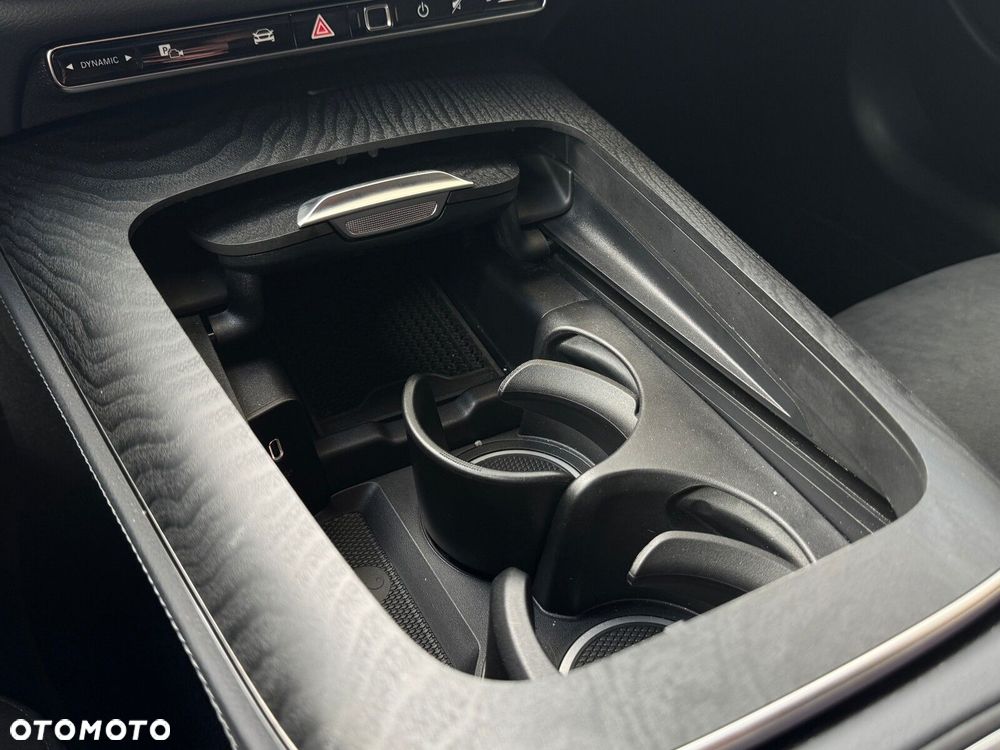 Mercedes-Benz Klasa E 220 d mHEV 4-Matic AMG 9G-Tronic - 24