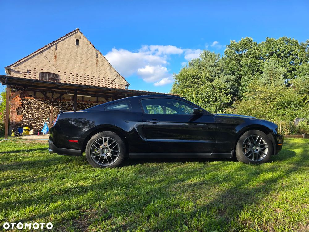 Ford Mustang 3.7 V6 Premium - 3